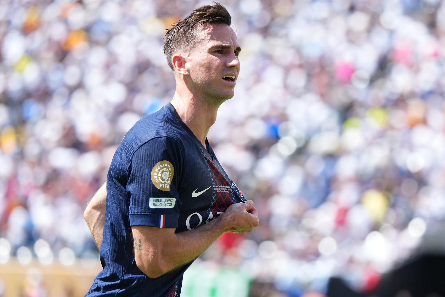 巴黎圣日耳曼4-0胜里尔结束联赛季军悬念