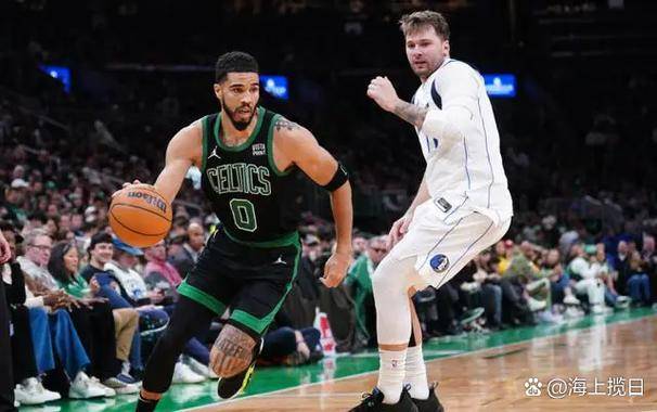 篮网对阵独行侠，东契奇孤掌难挡